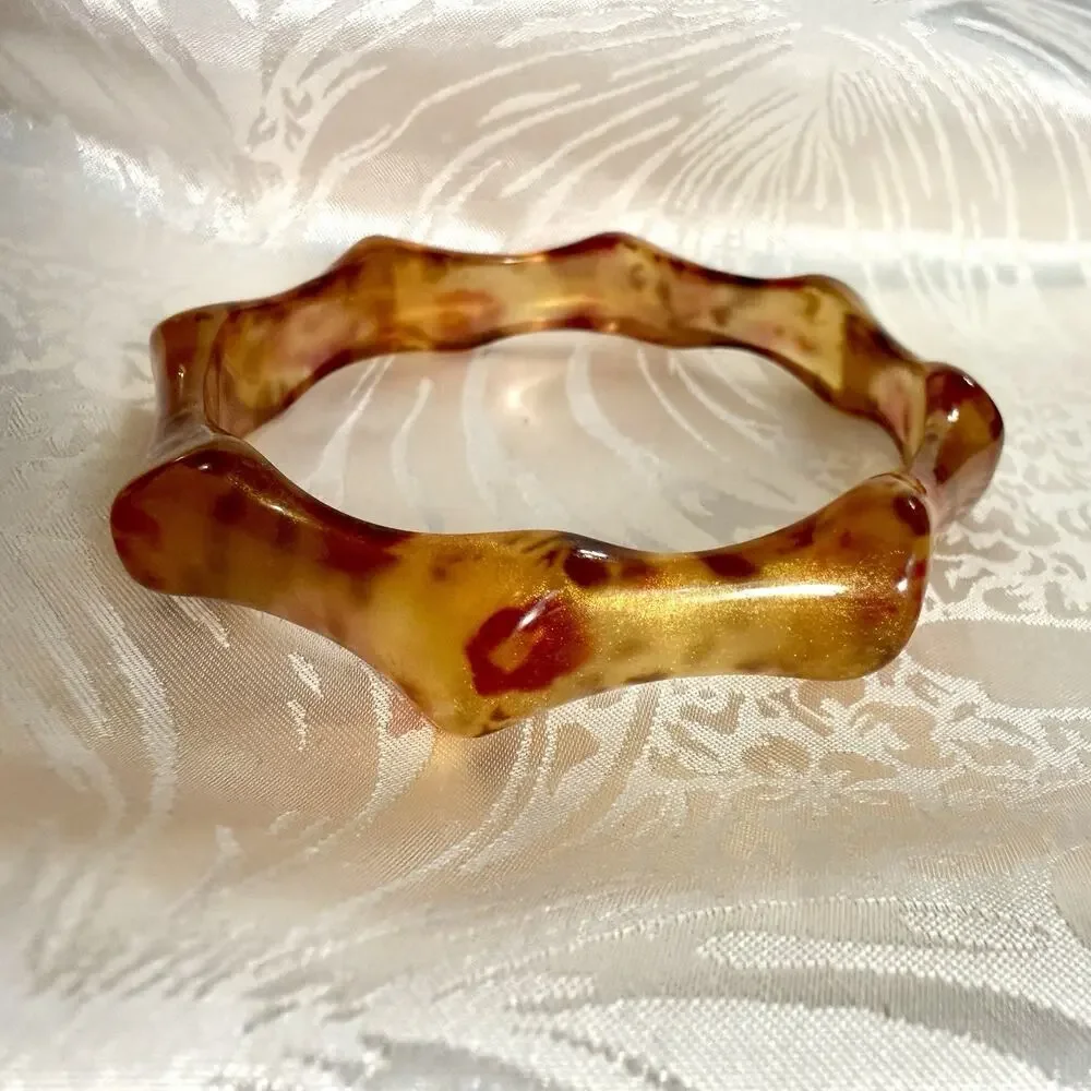Vintage product lucite